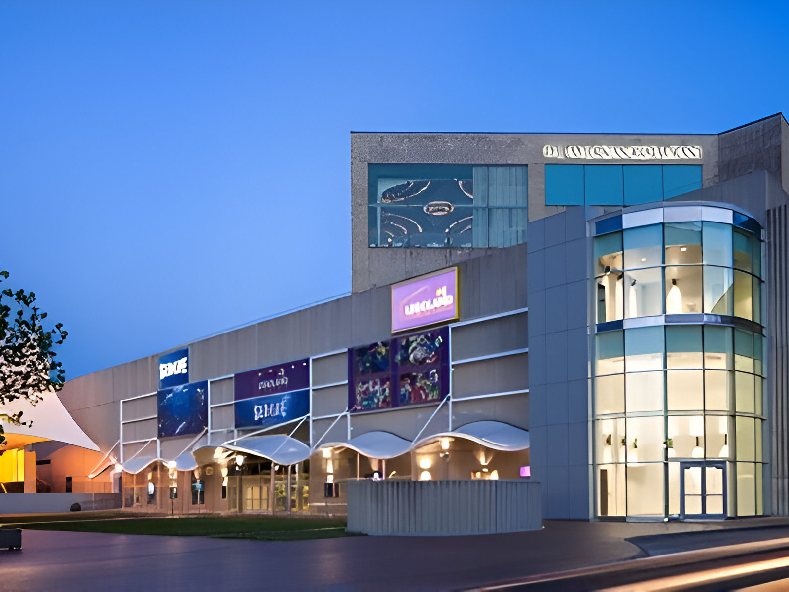 Hallmark Crown Center