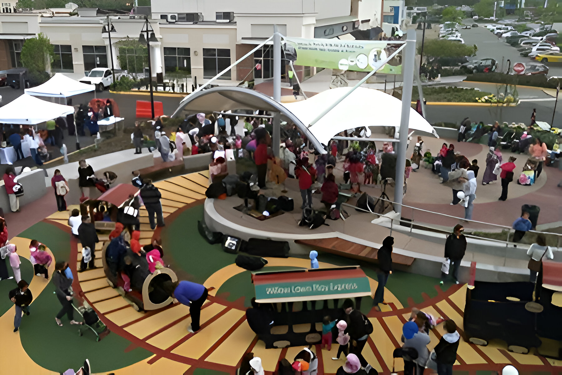 Willow Plaza