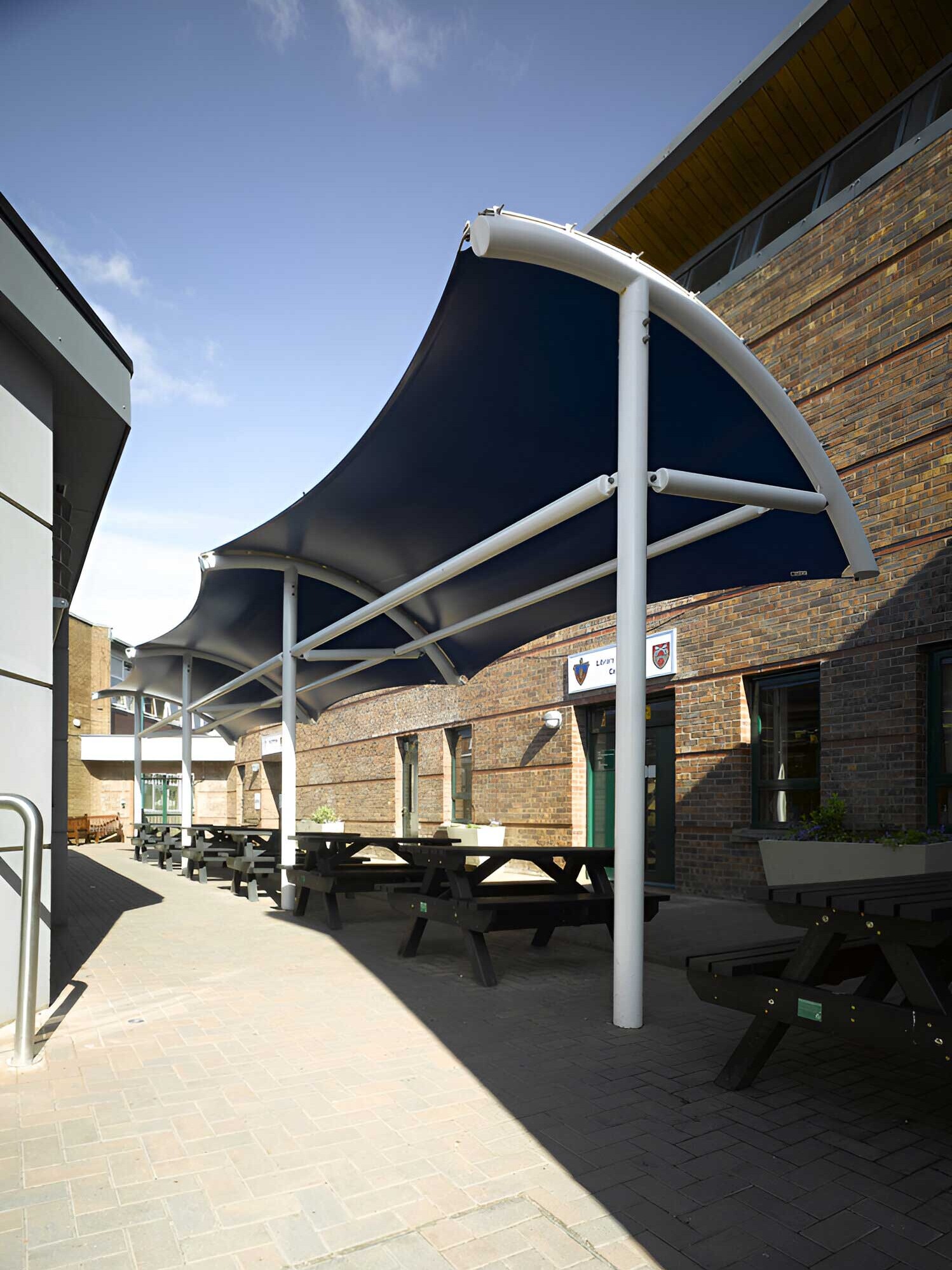 Hull Walkway